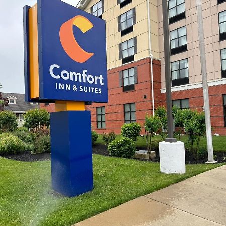 Comfort Inn & Suites Lexington Park Exterior photo